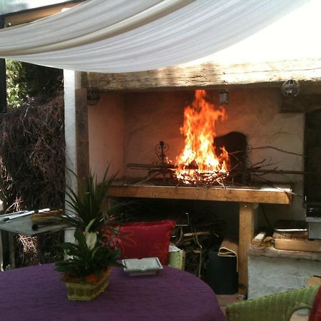 Chambre D'Hotes "Le Village" Villenouvelle 外观 照片