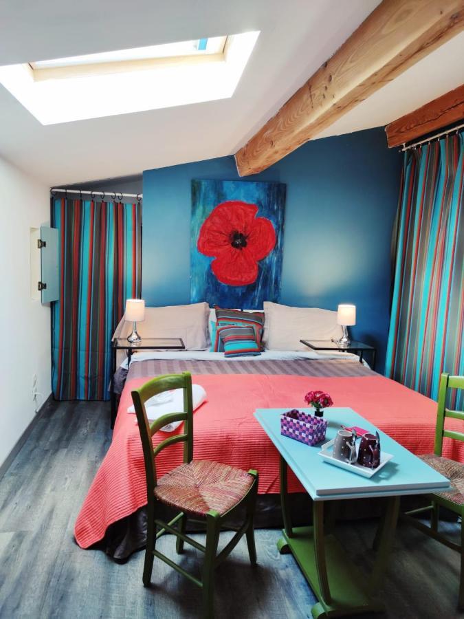 Chambre D'Hotes "Le Village" Villenouvelle 外观 照片