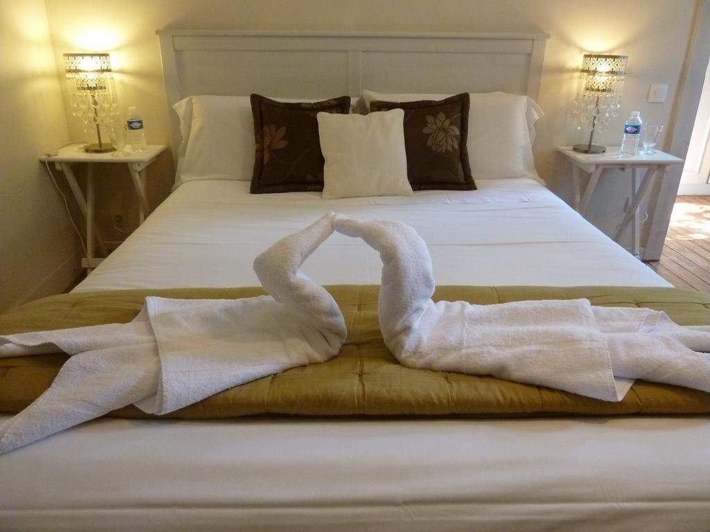 Chambre D'Hotes "Le Village" Villenouvelle 客房 照片