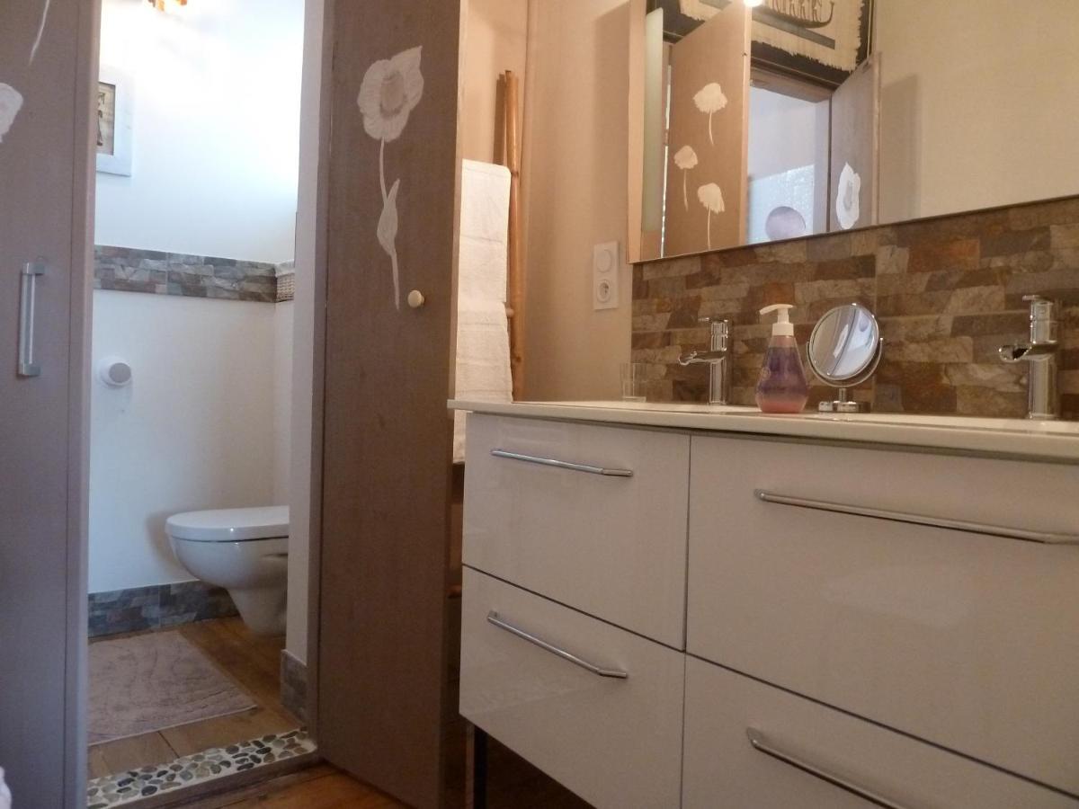 Chambre D'Hotes "Le Village" Villenouvelle 外观 照片